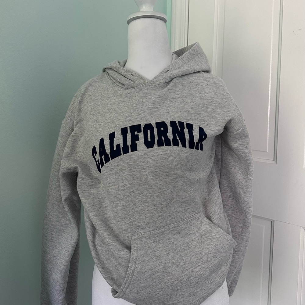 Gray California Hoodie - size S